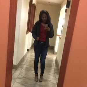 Meet your Posher, Desseria